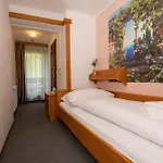Alpen Arnika 3*