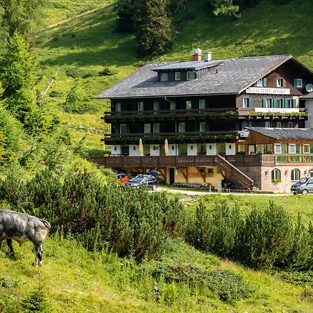 Szálloda Alpen Arnika & Restaurant Tauplitzalm