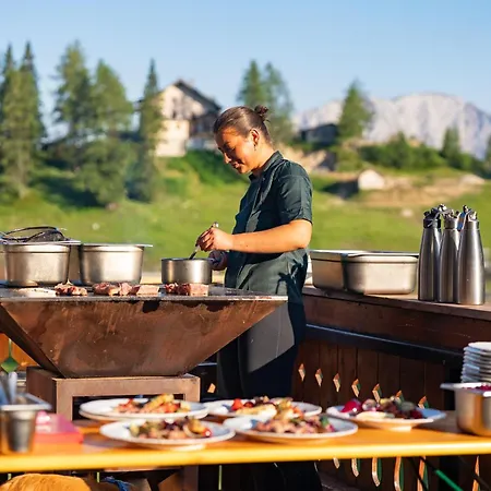 Alpen Arnika & Restaurant 3* Tauplitzalm