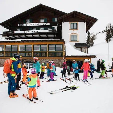 Szálloda Alpen Arnika 3*