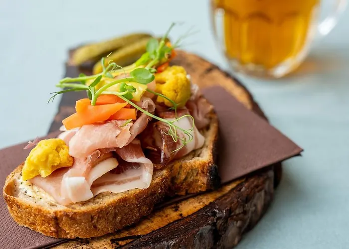 Alpen Arnika فندق